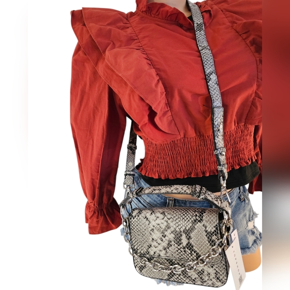 Topshop Catlin Snake Print Mini Crossbody Bag with Chain Strap - Picture 5 of 9